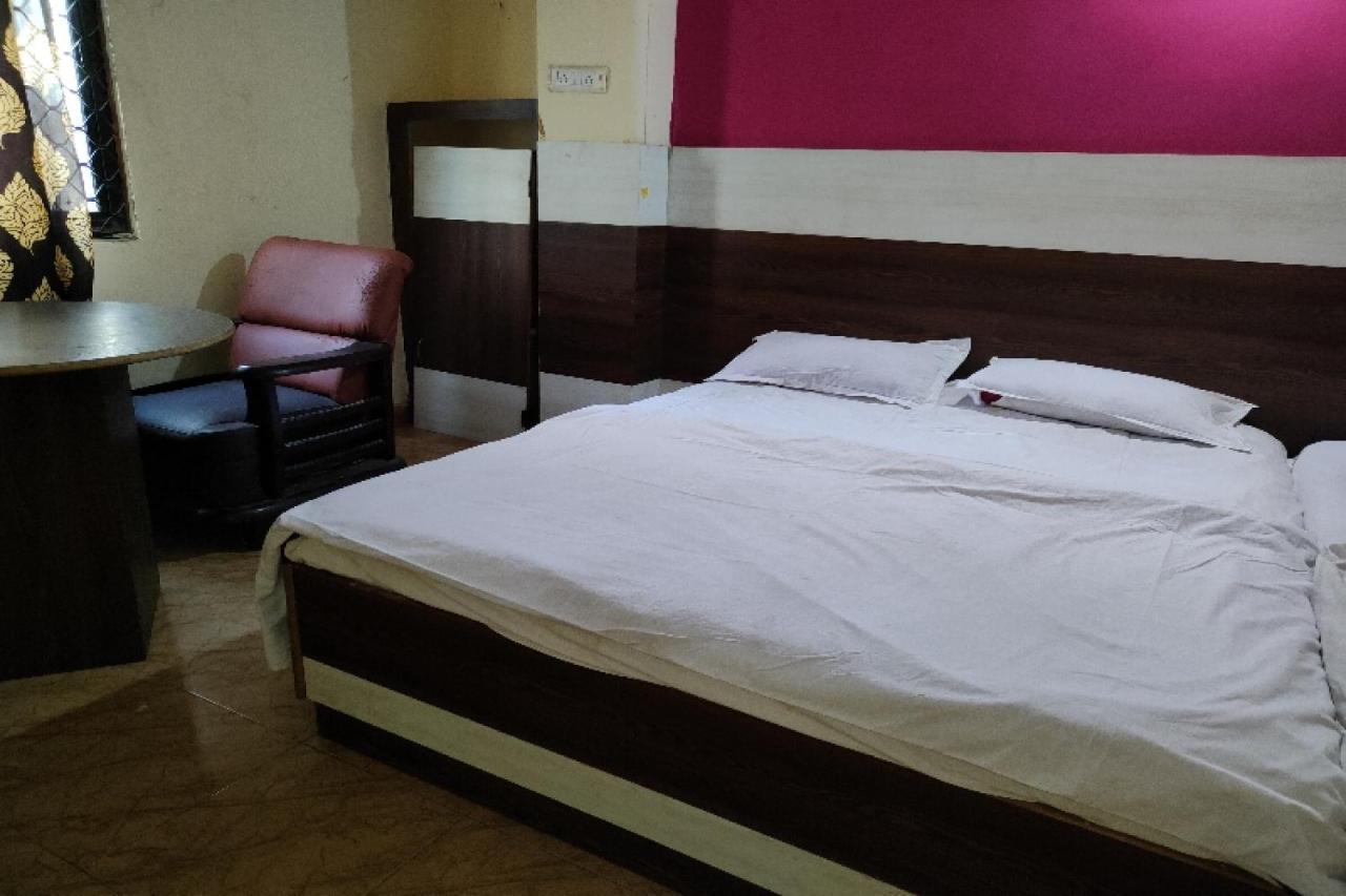 Hotel Oyo Baba Classic Near Secundrabad Railway Station 2*