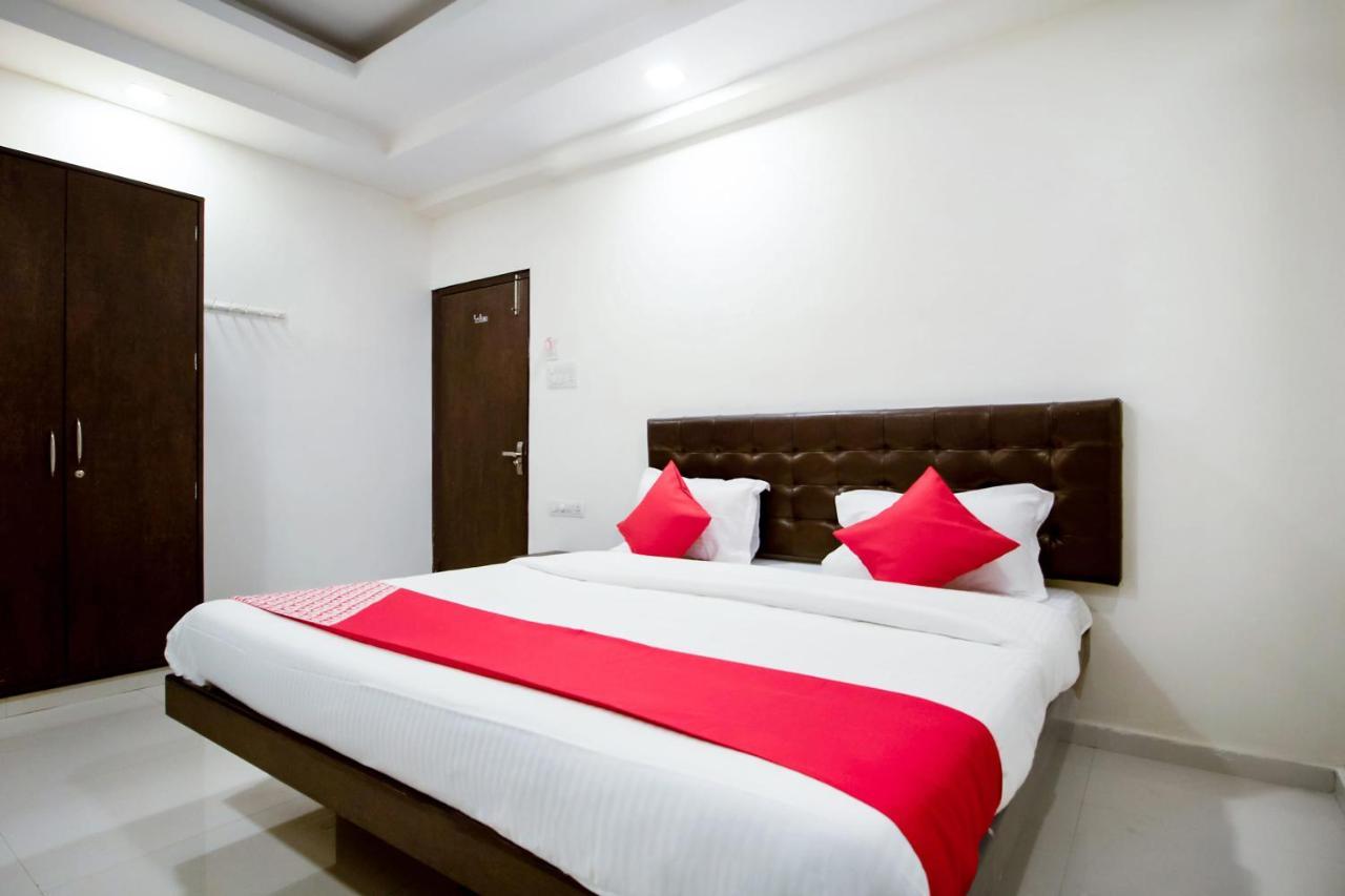 Capital O 13671 Qualia 3* Hyderabad