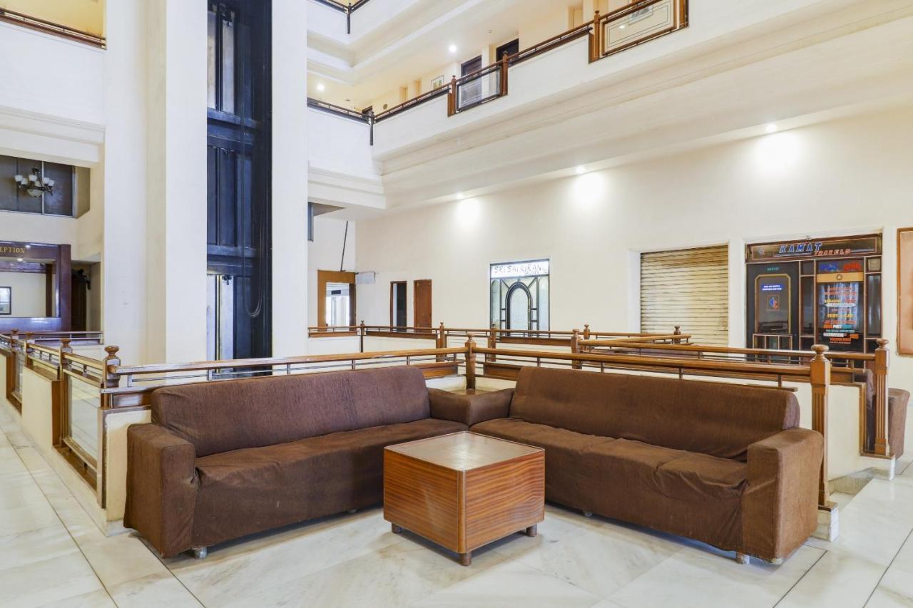 Hotel Oyo 79040 Sai Prakash 3*