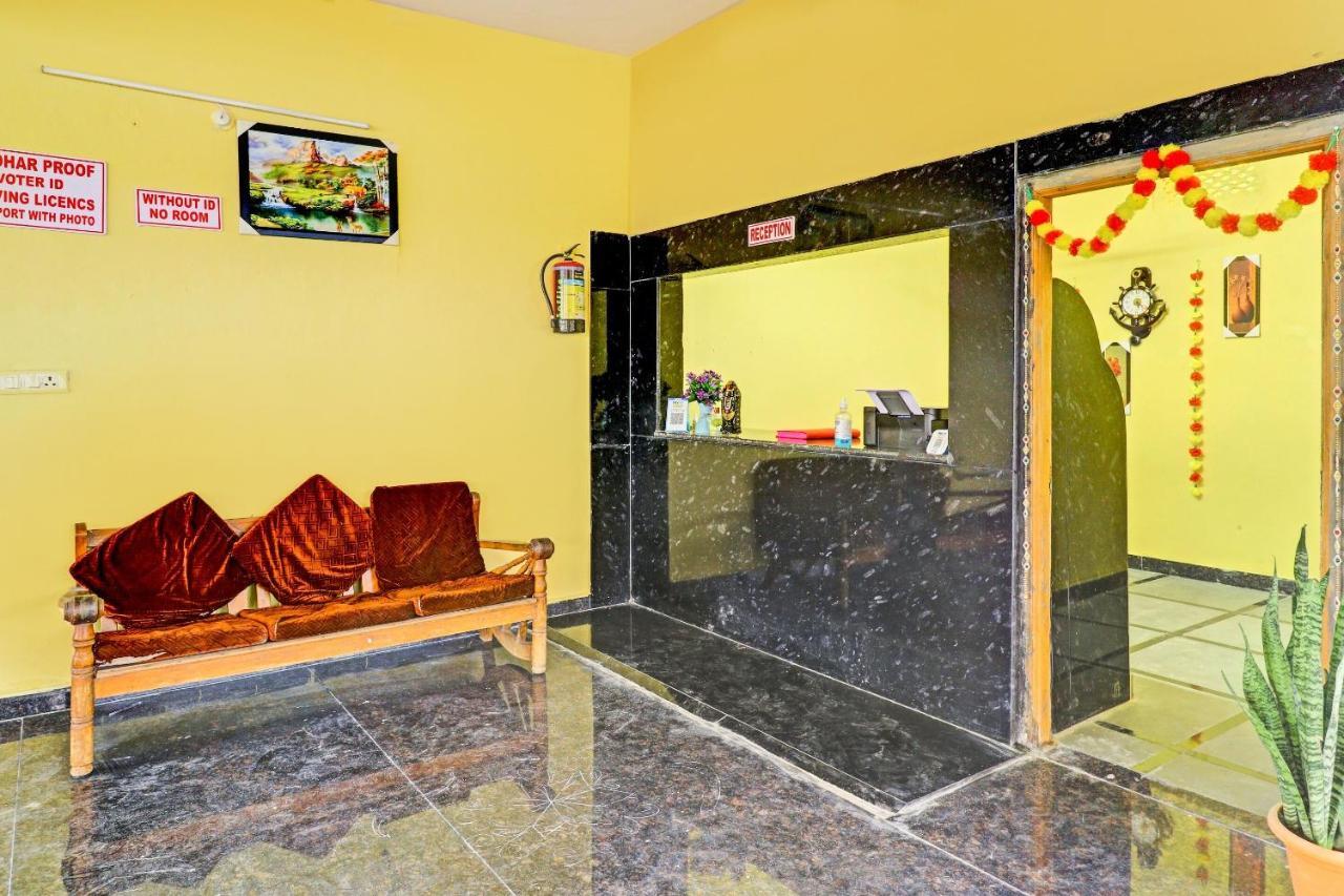 Oyo 81589 Aruna Dwraka Homes Hotel Hyderabad