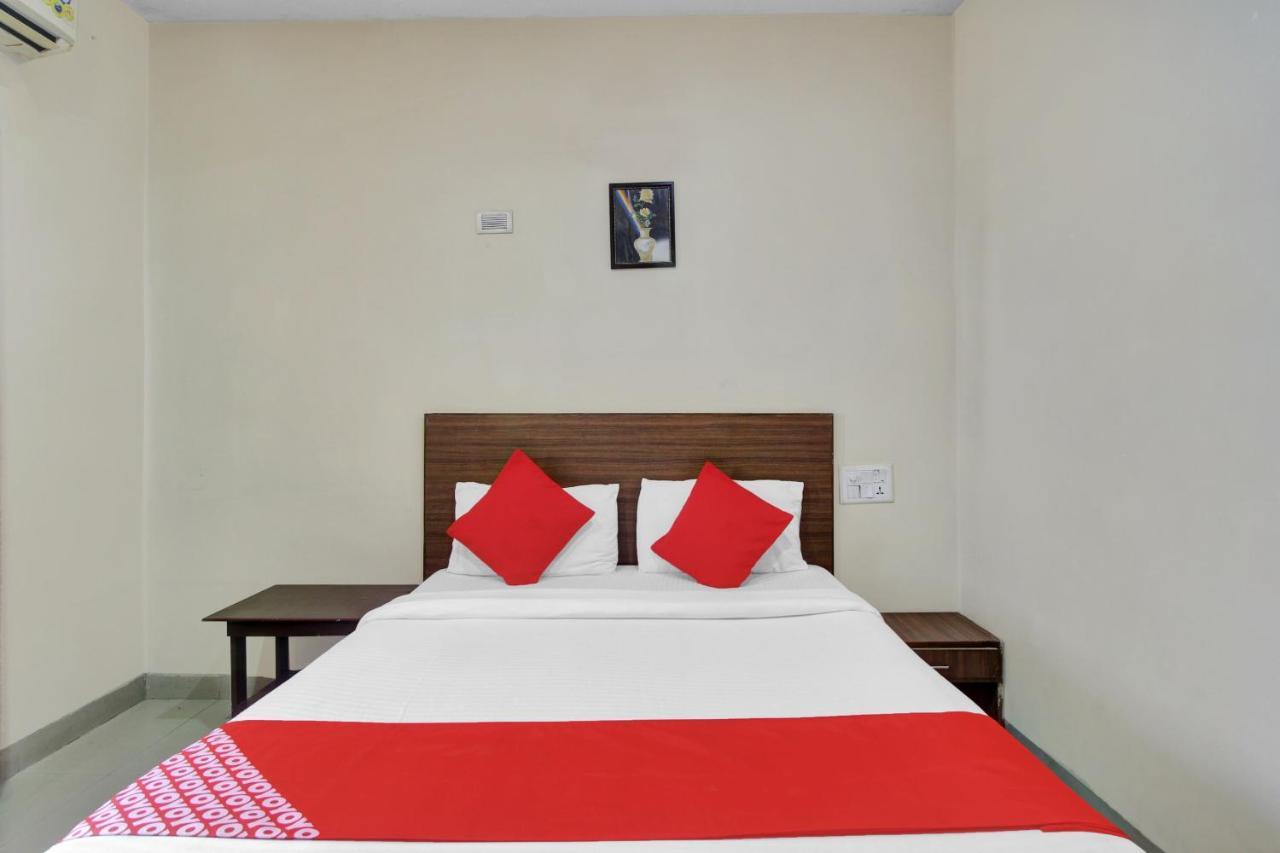Oyo 81907 Fortune Residency