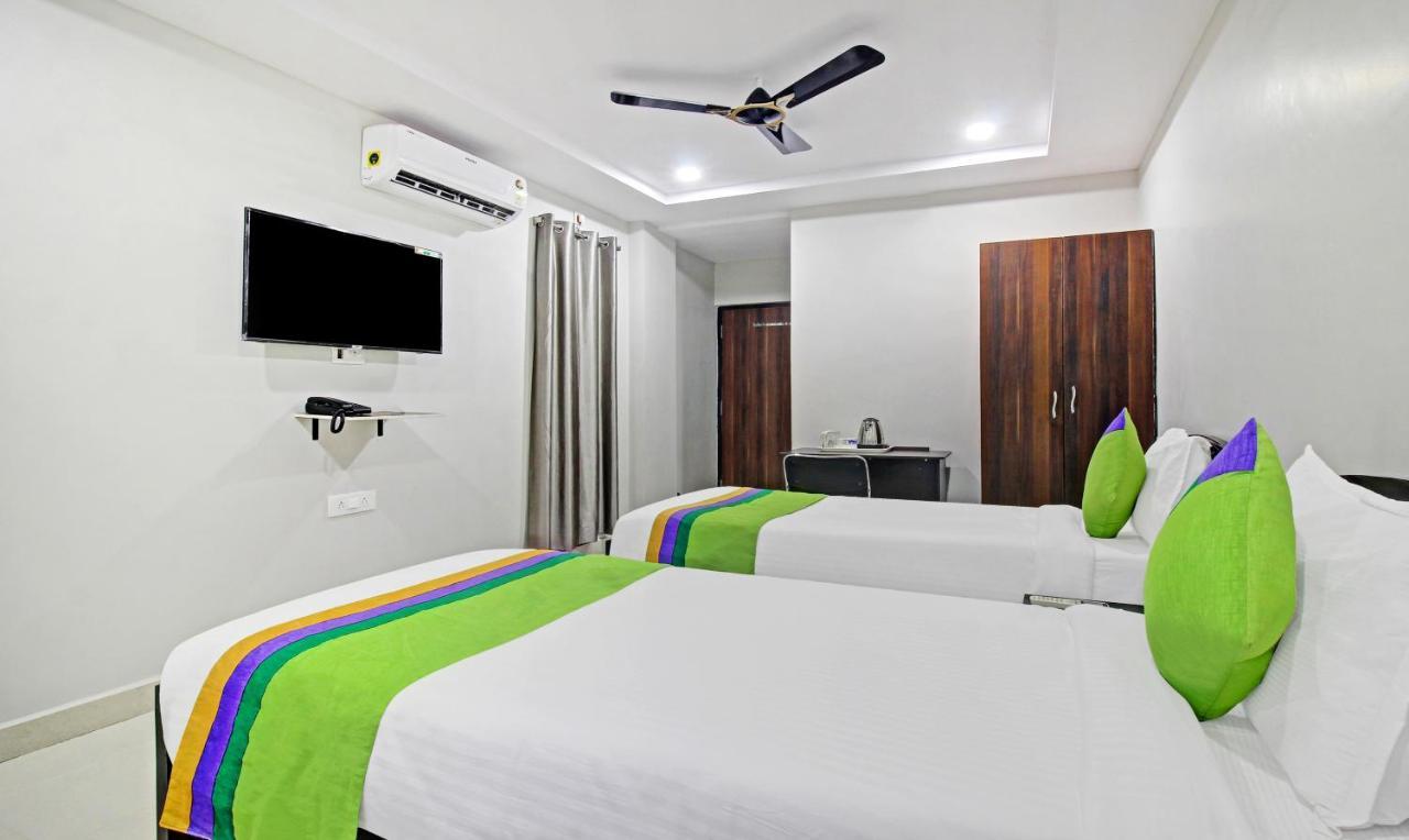 Itsy Sunrise Grand, Hitech Hotel 3*