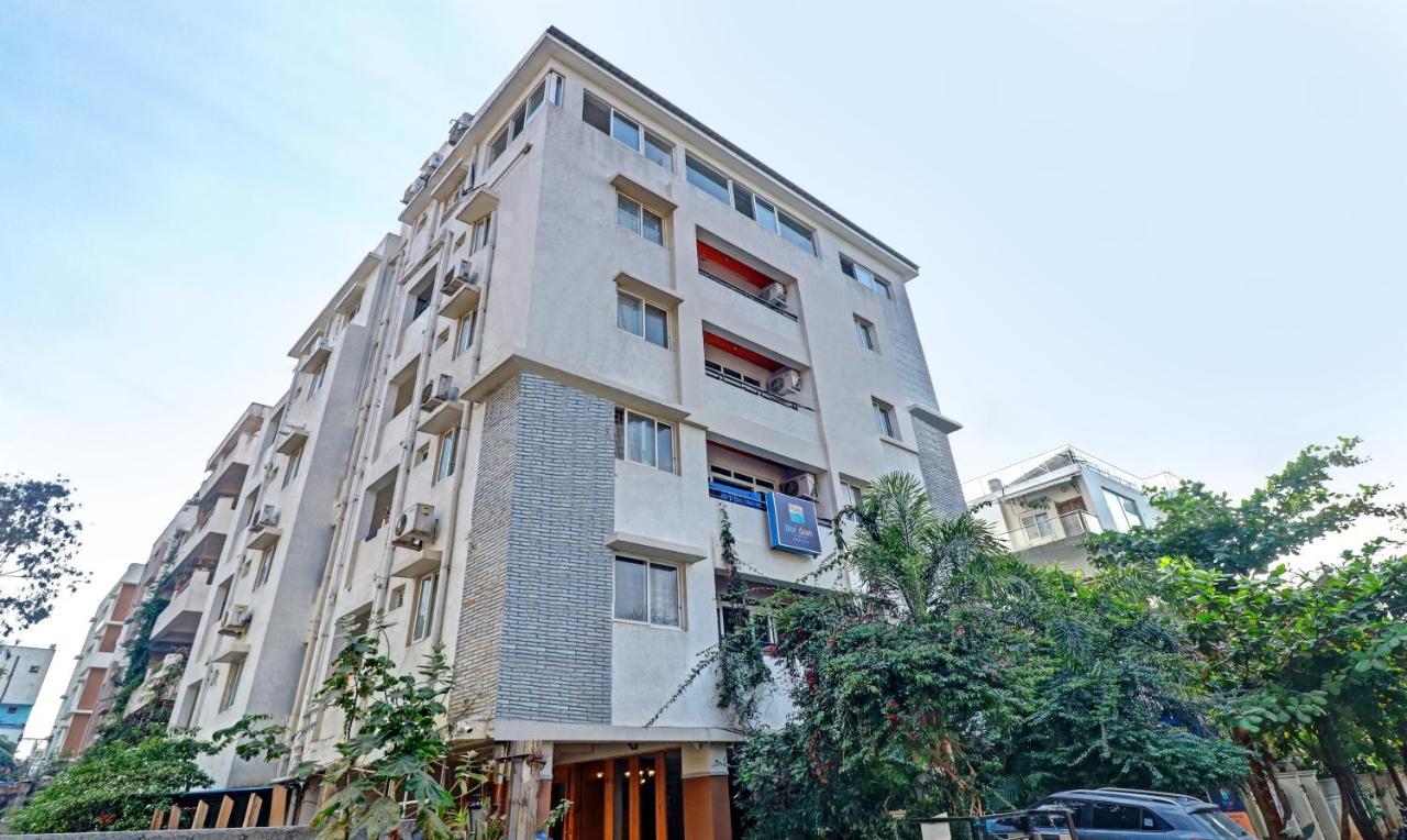 Itsy By Treebo - Blue Dawn Suites 3* Hyderabad