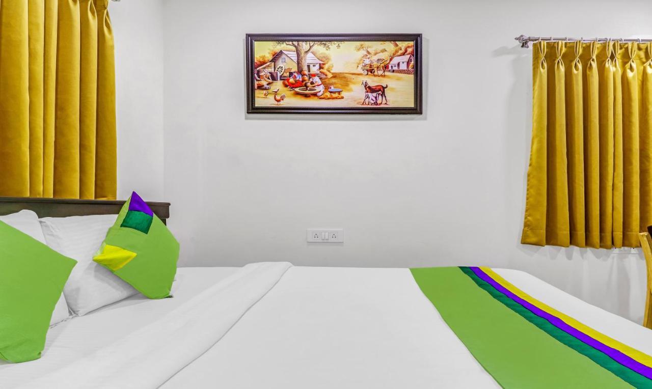 Itsy By Treebo - Royal Galaxy Kukatpally
