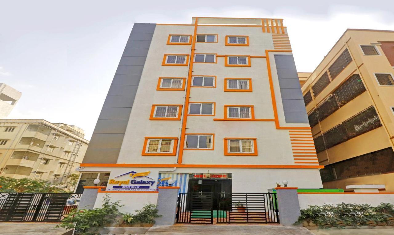 Itsy By Treebo - Royal Galaxy Kukatpally 3* Hyderabad
