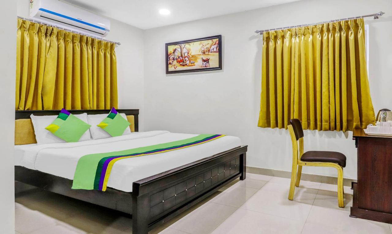 Itsy By Treebo - Royal Galaxy Kukatpally 3* Hyderabad