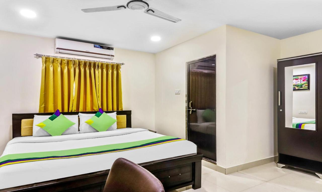 Itsy By Treebo - Royal Galaxy Kukatpally Hotel Hyderabad