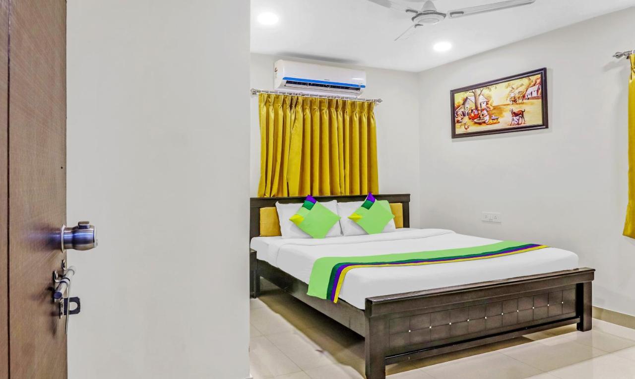 Itsy By Treebo - Royal Galaxy Kukatpally Hyderabad