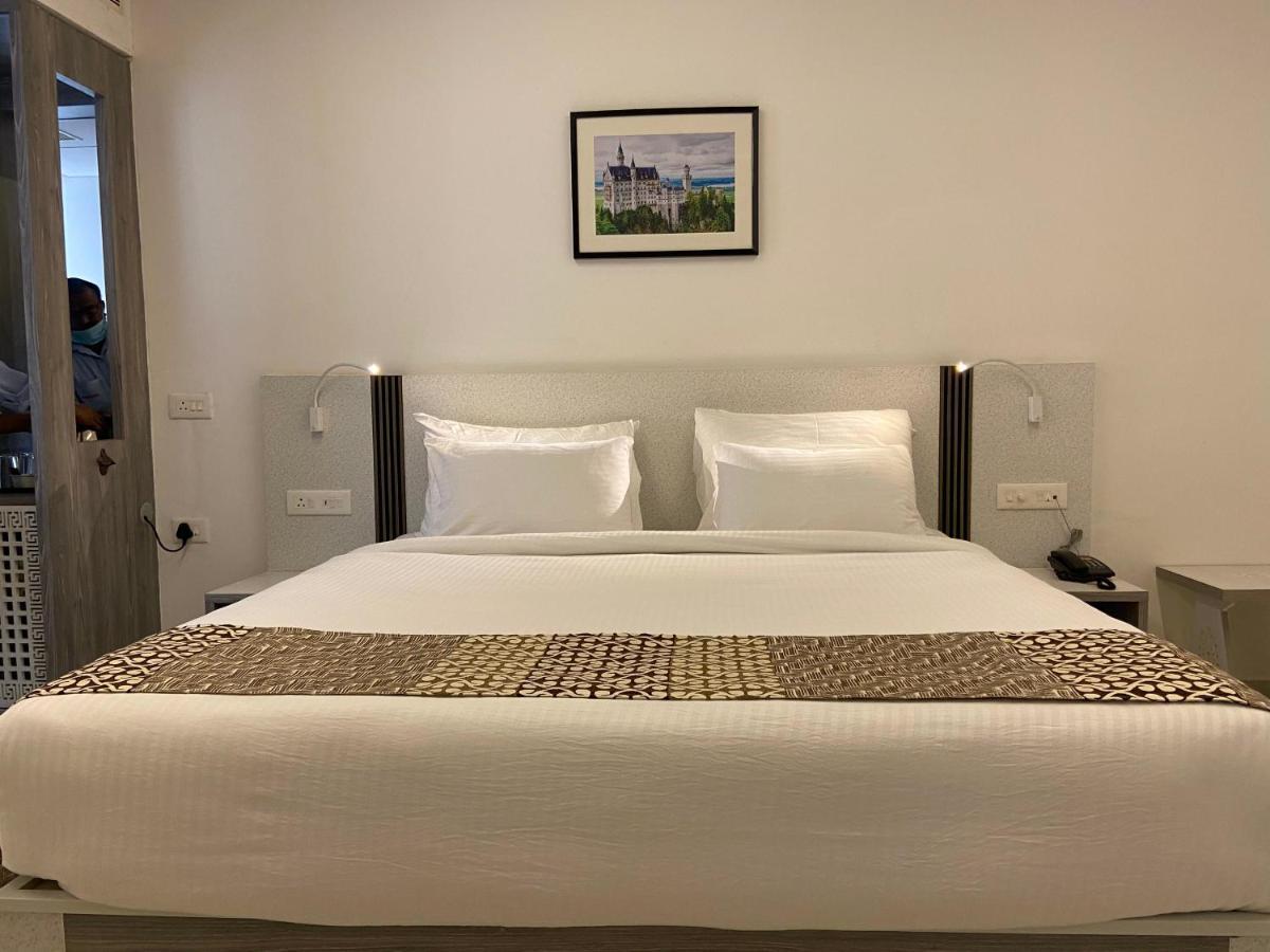 Dash - Affordable Luxury Hotel Hyderabad
