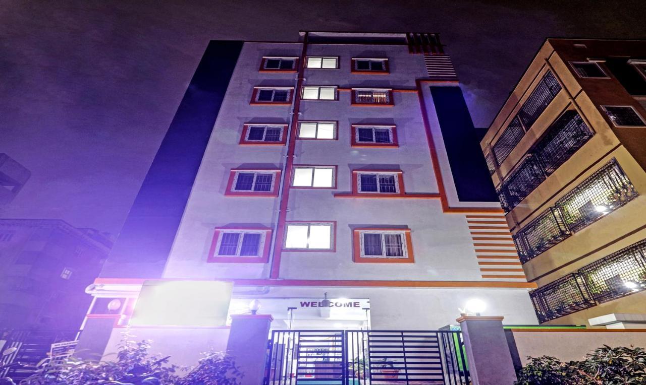 Hotel Itsy By Treebo - Royal Galaxy Kukatpally