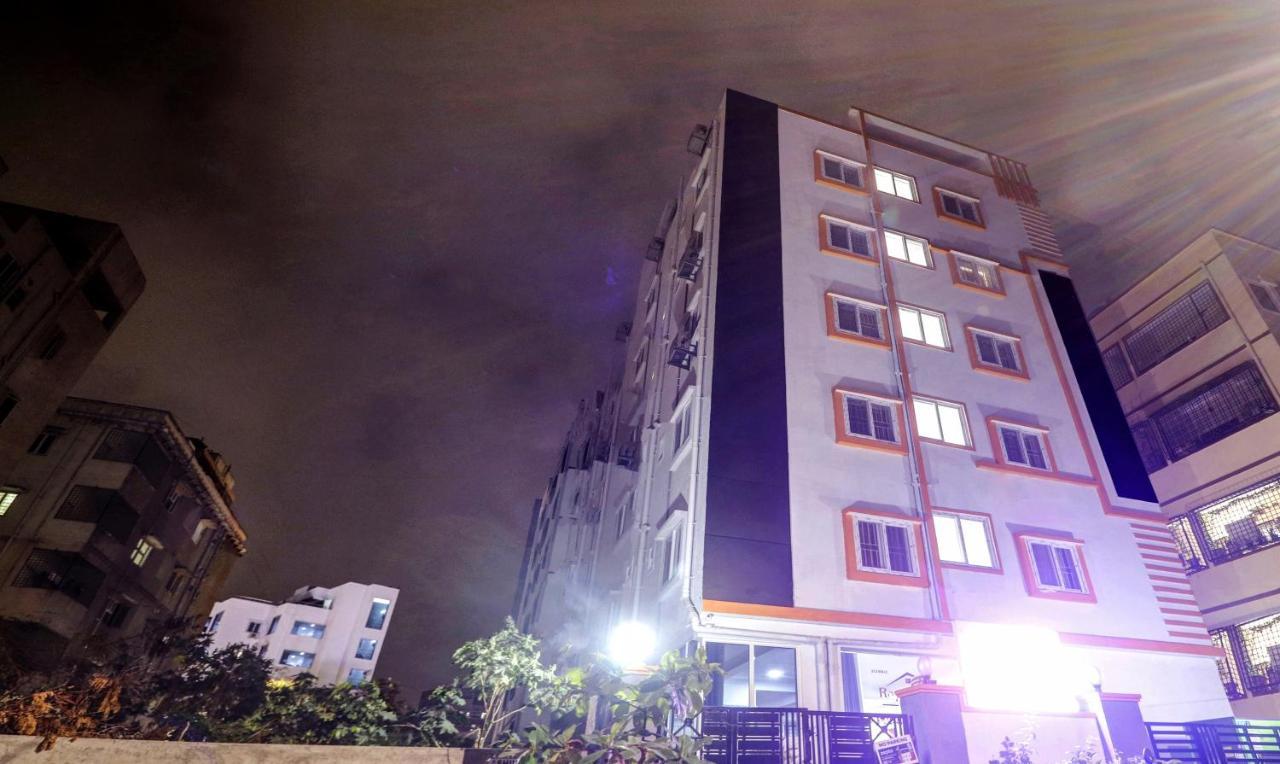 Itsy By Treebo - Royal Galaxy Kukatpally Hotel