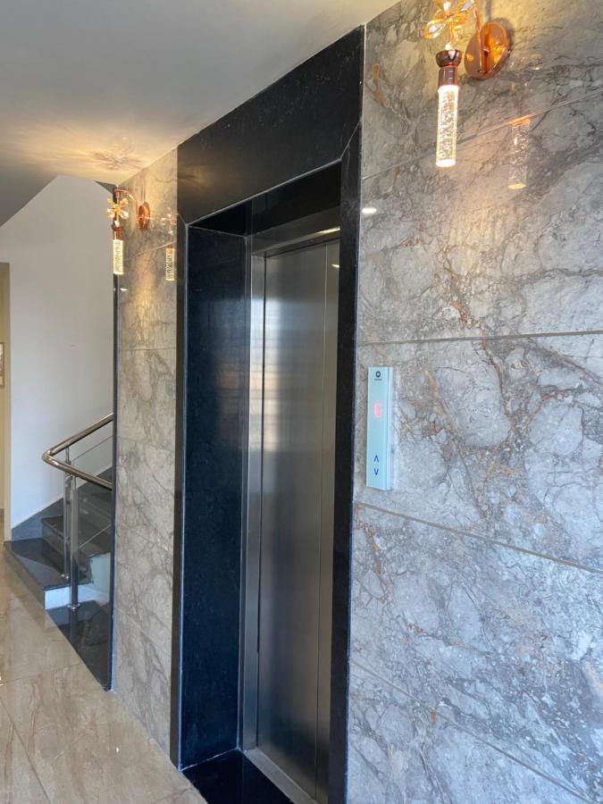 Hotel Dash - Affordable Luxury