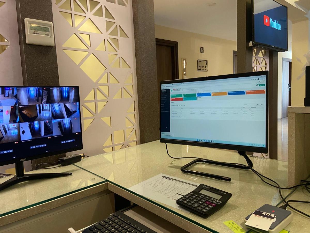 Hotel Dash - Affordable Luxury