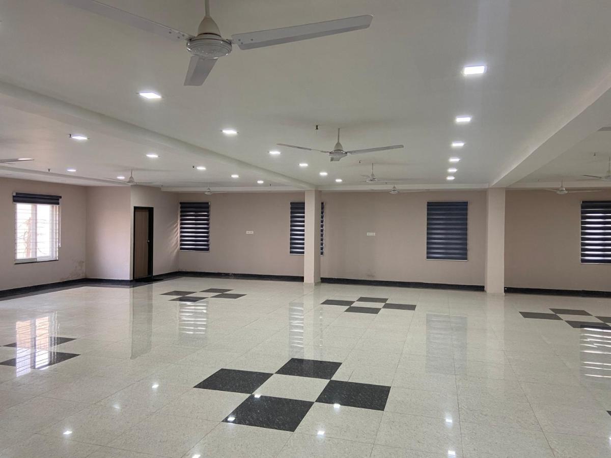 Dash - Affordable Luxury Hotel Hyderabad