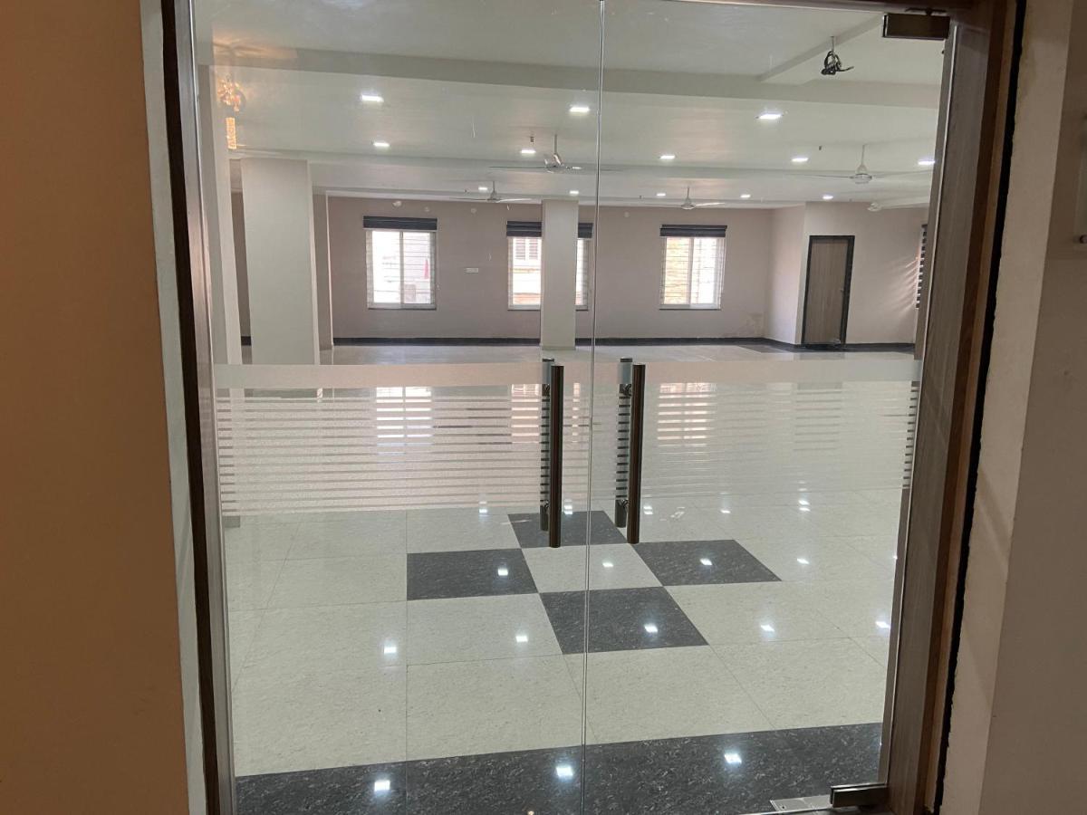 Hotel Dash - Affordable Luxury Hyderabad