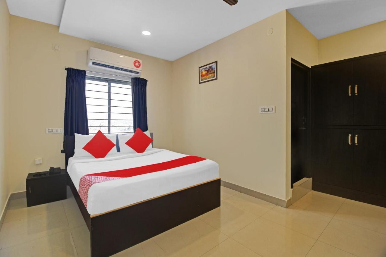 Oyo 24993 Royal Hyderabad