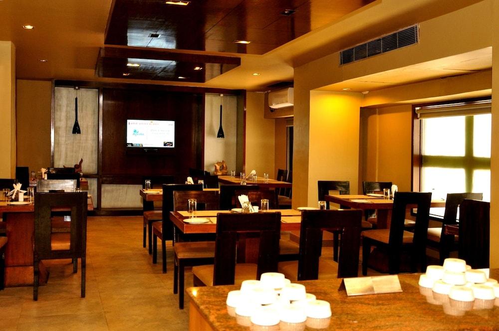 Hotel Justa The
