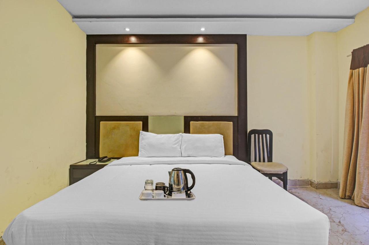 Hotel Oyo Townhouse 707 Grand Krishna