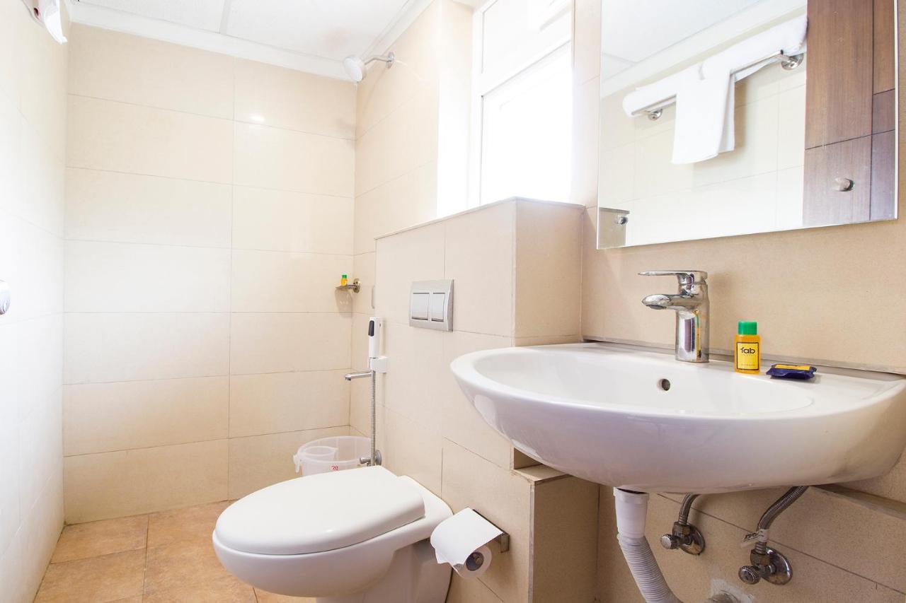 Hotel Fabhotel Limestone Suites - 750M From Yashoda Hospitals, Somajiguda 3*