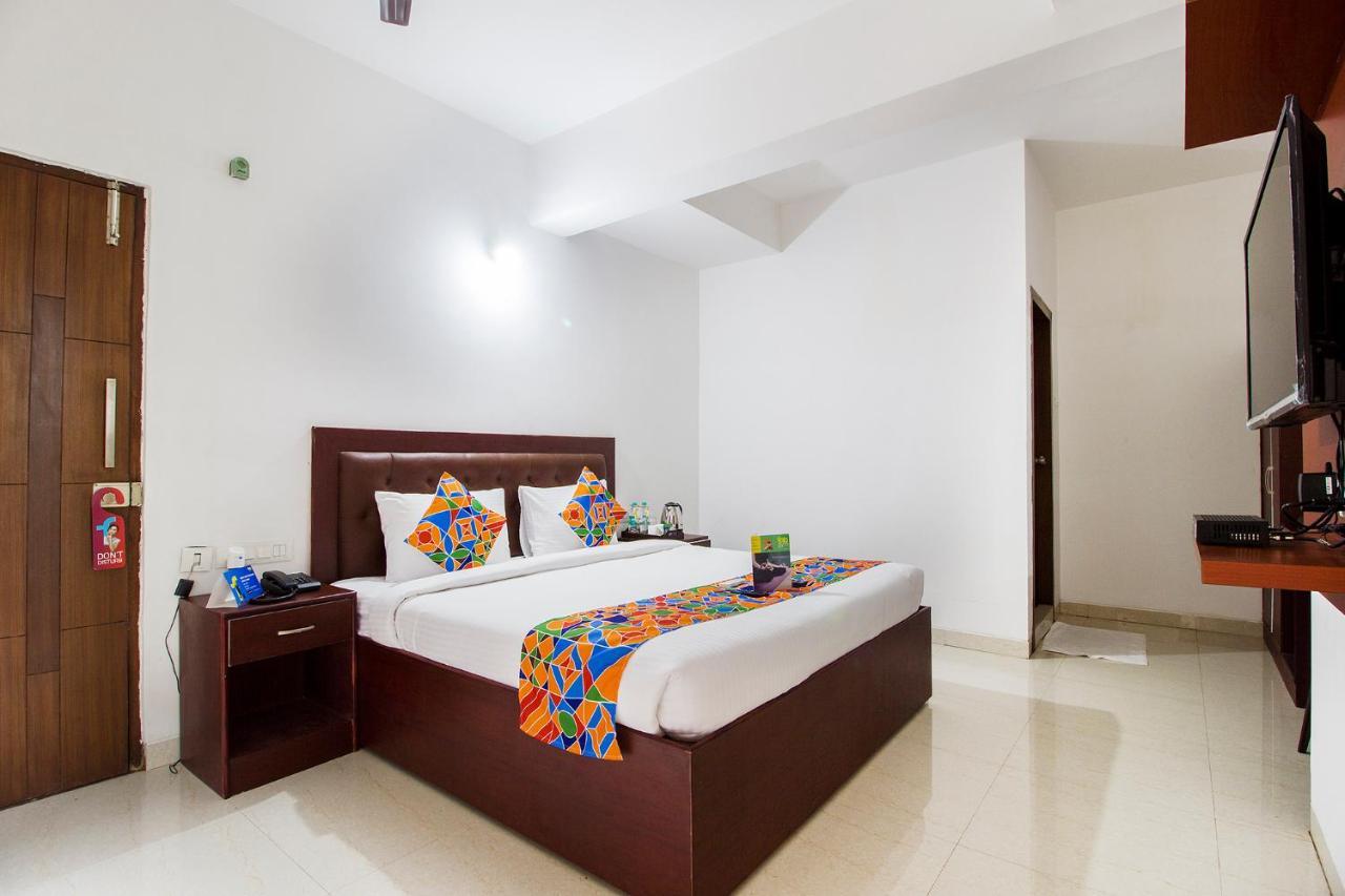 Hotel Fabhotel Limestone Suites - 750M From Yashoda Hospitals, Somajiguda 3*
