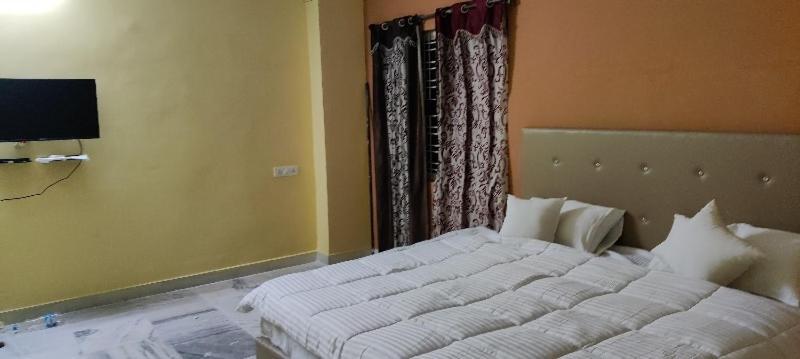 Hotel Oyo 81589 Aruna Dwraka Homes 3*