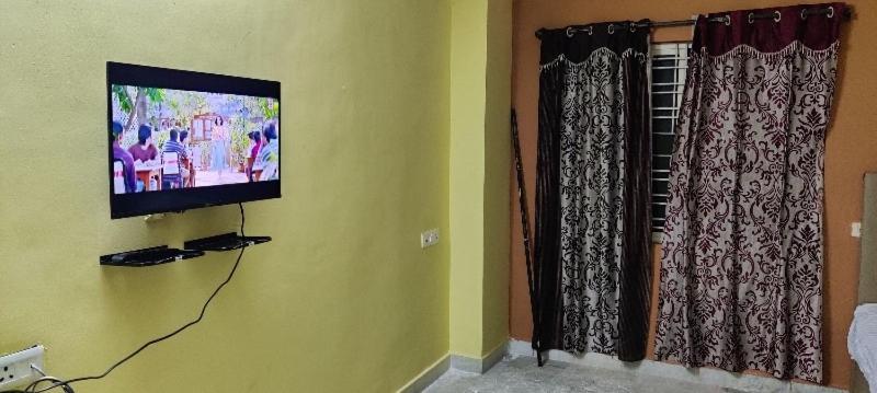 Hotel Oyo 81589 Aruna Dwraka Homes