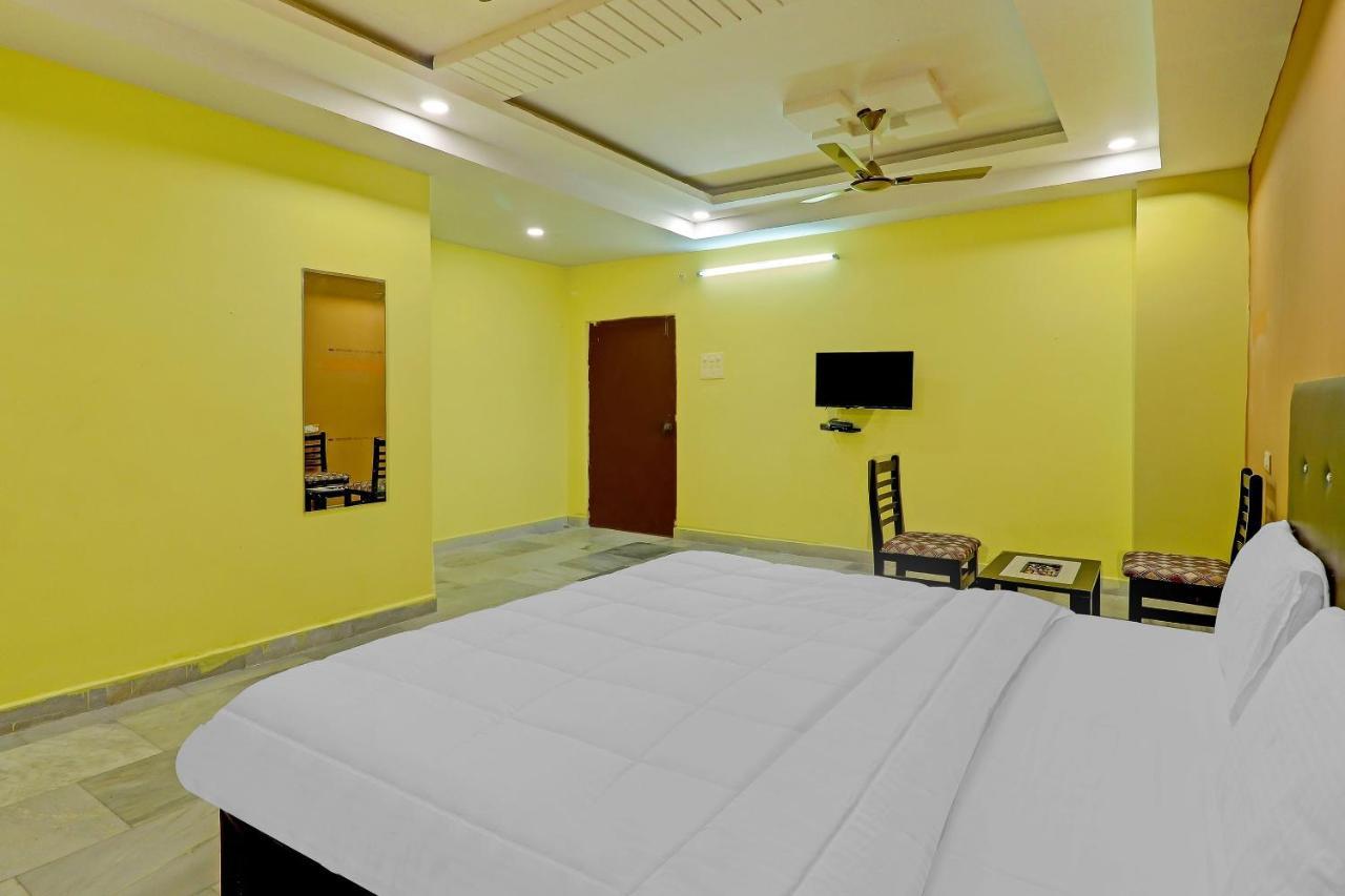 Oyo 81589 Aruna Dwraka Homes 3* Hyderabad