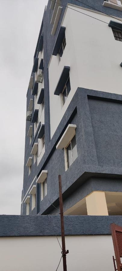 Hotel Oyo 81589 Aruna Dwraka Homes Hyderabad