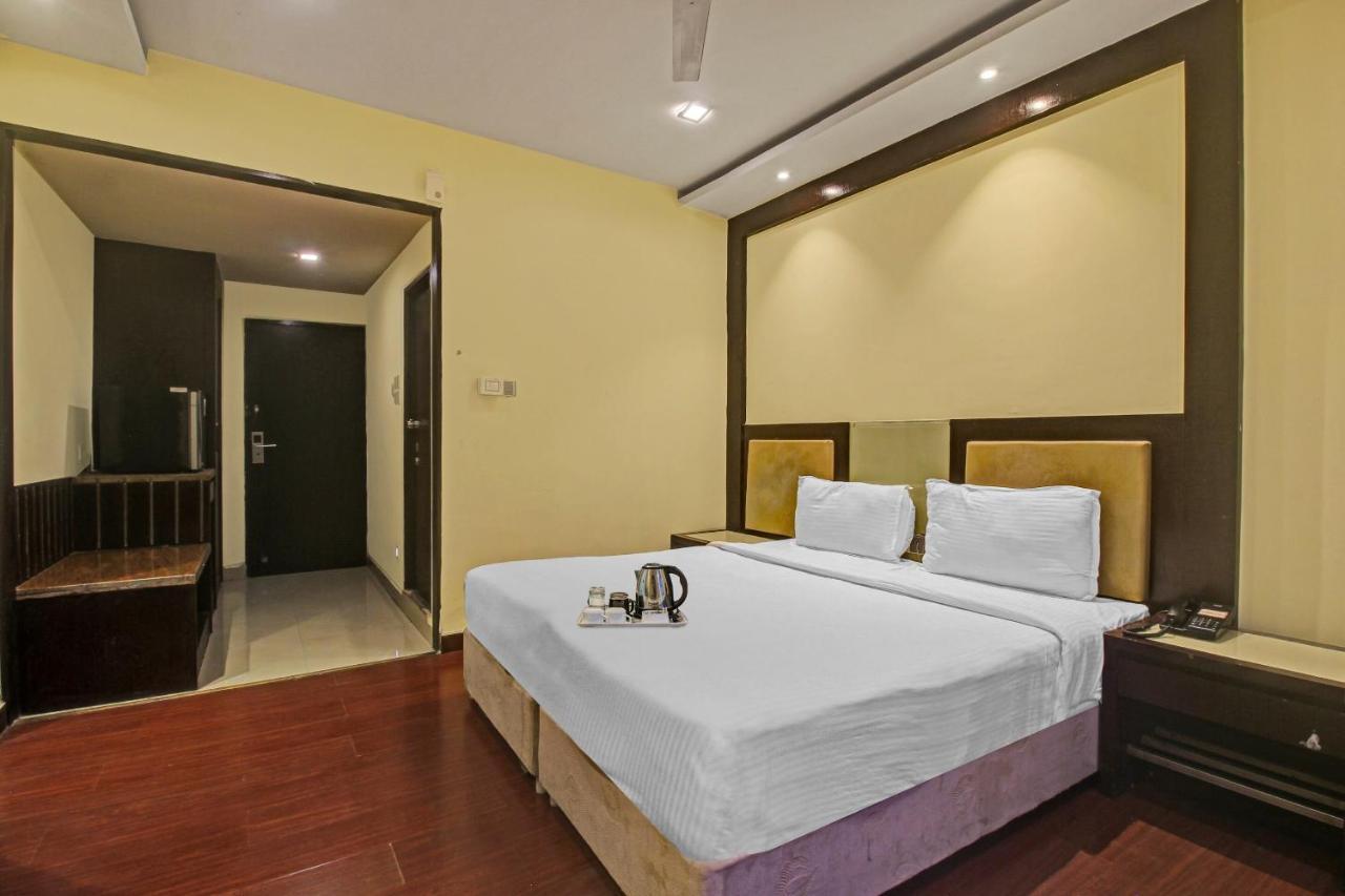 Oyo Townhouse 707 Grand Krishna Hotel 4*