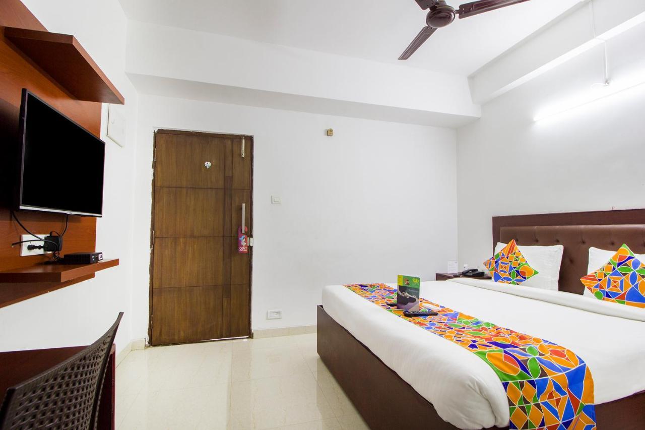Fabhotel Limestone Suites - 750M From Yashoda Hospitals, Somajiguda Hyderabad
