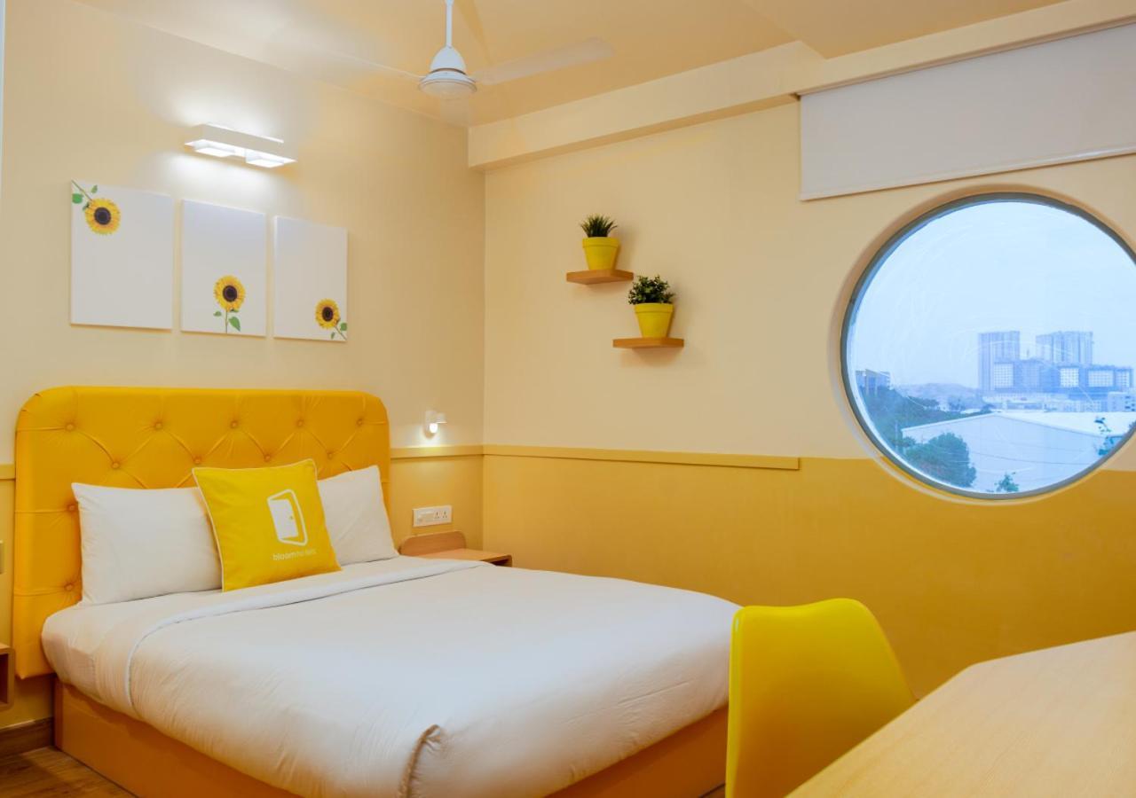 Bloom - Hitec Hotel 3*