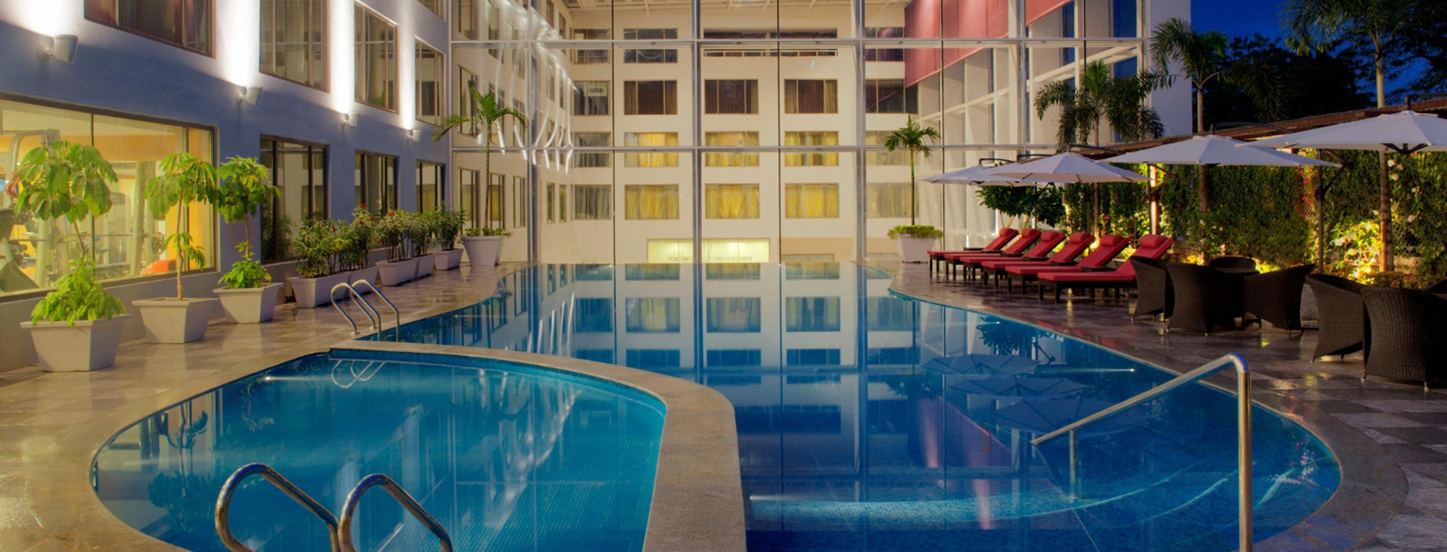 Radisson Blu Plaza Banjara Hills 5*