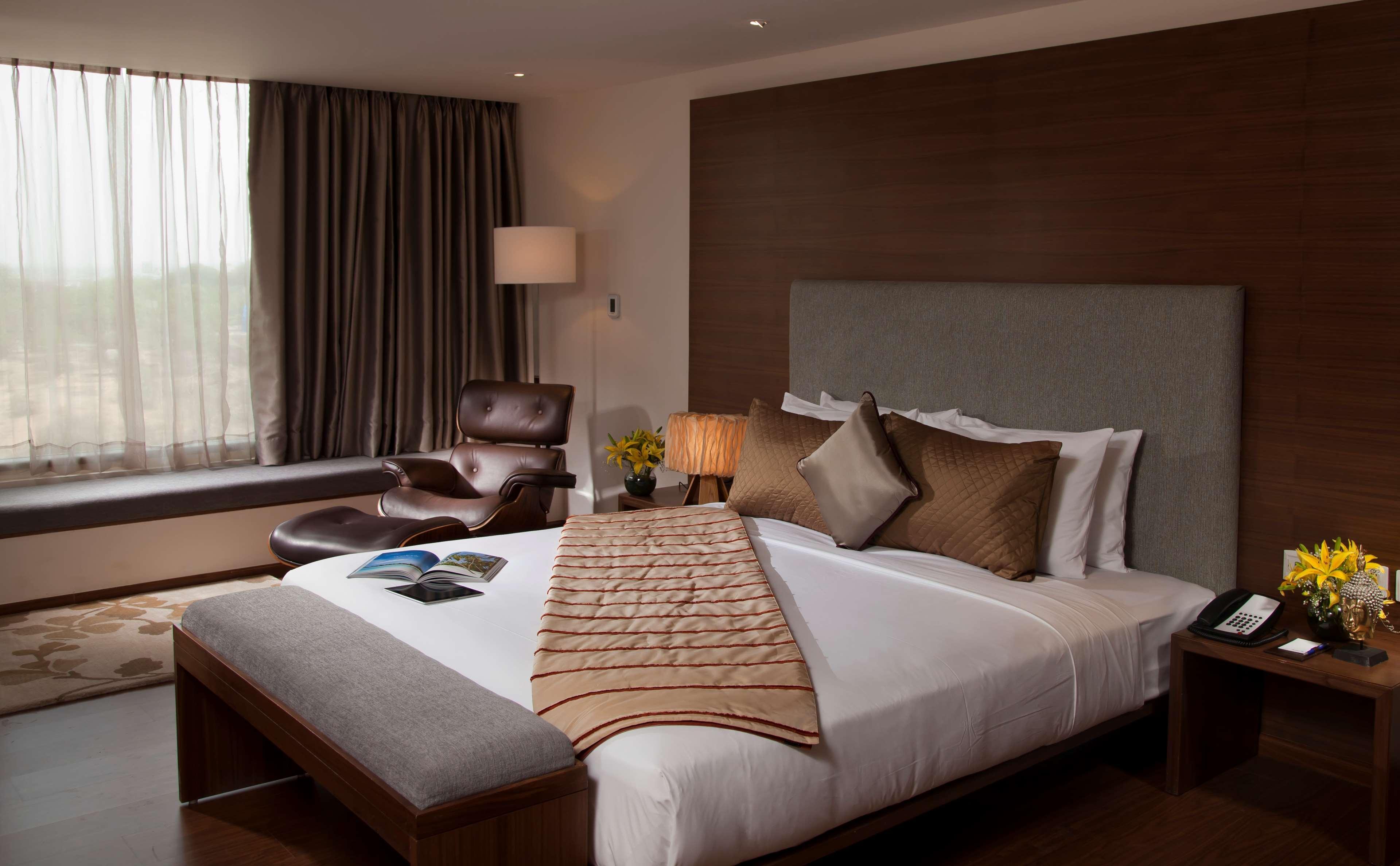 Hotel Radisson Blu Plaza Banjara Hills