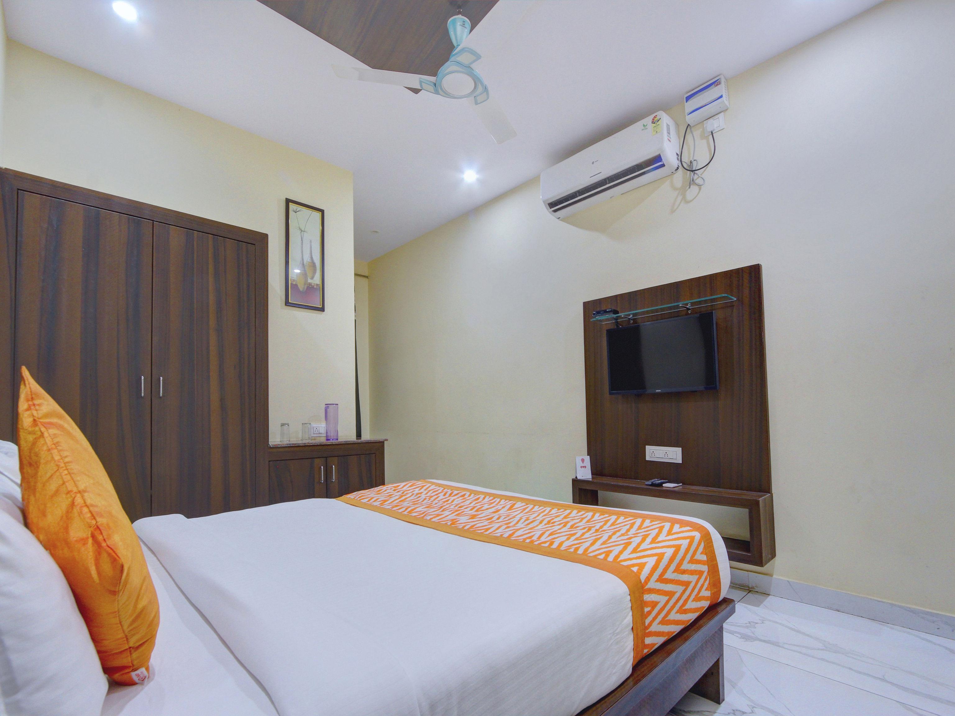 Royal Plaza Hotel