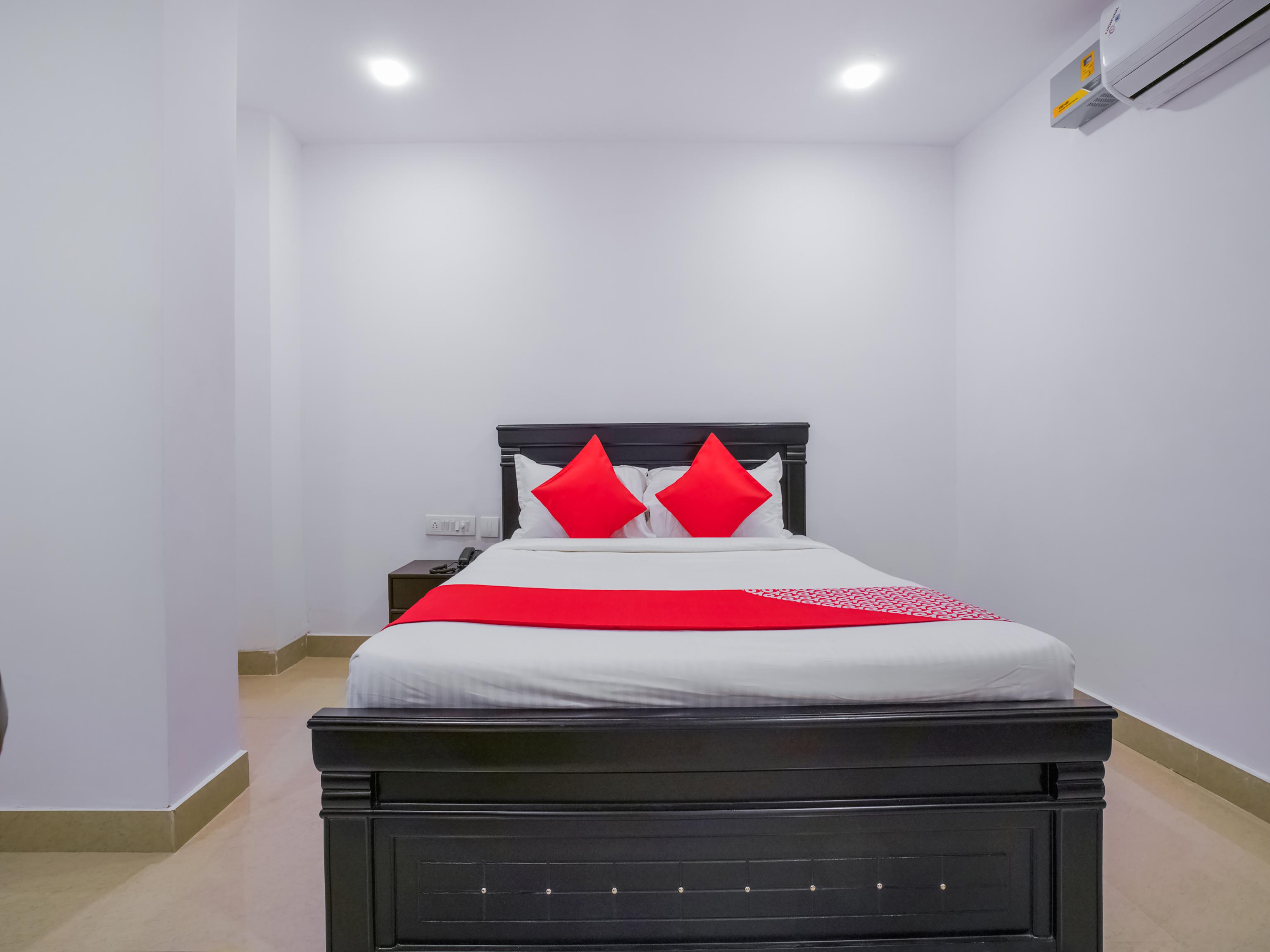Hotel Oyo 18341 Flagship Metro International 3*