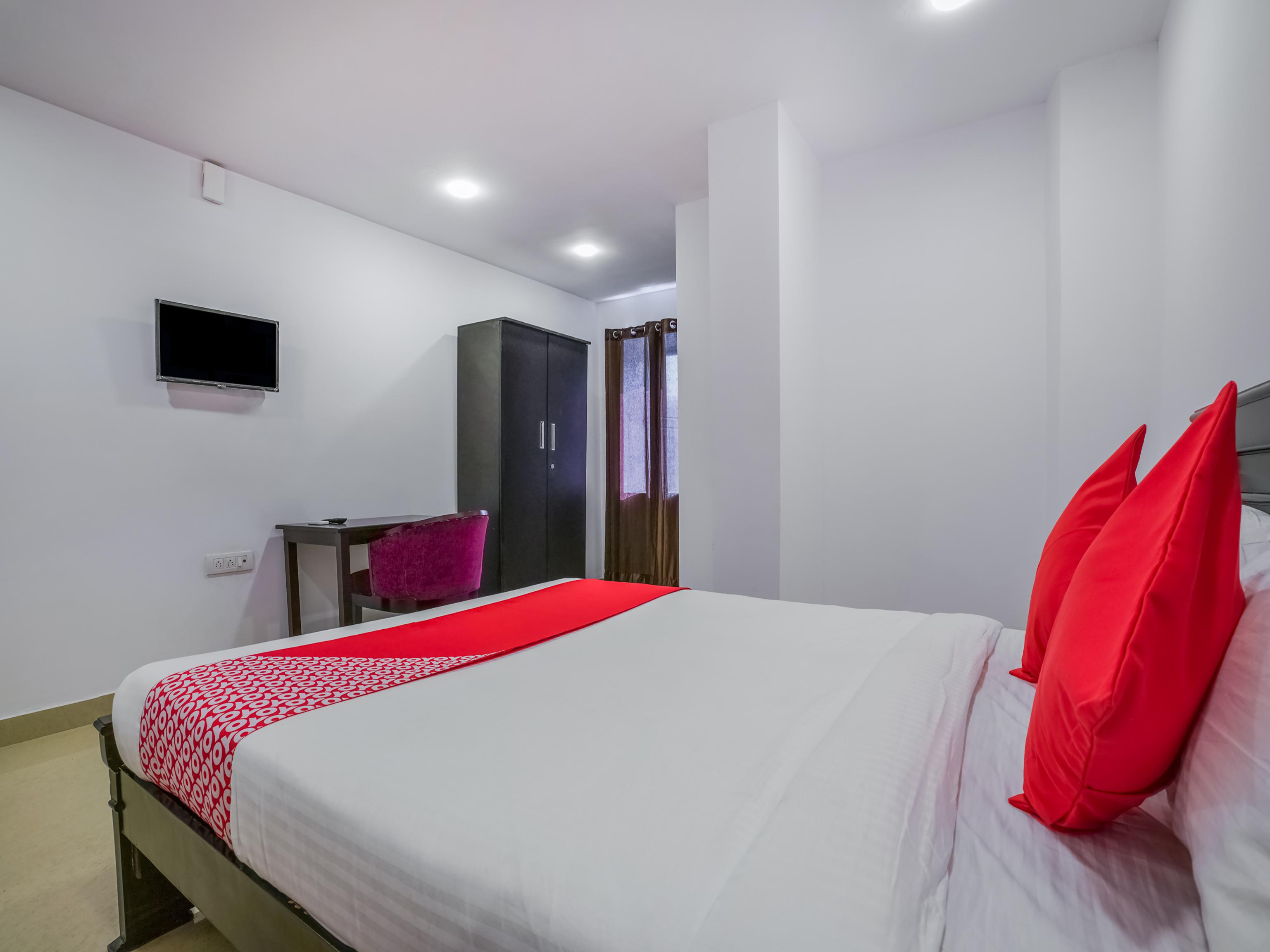 Hotel Oyo 18341 Flagship Metro International