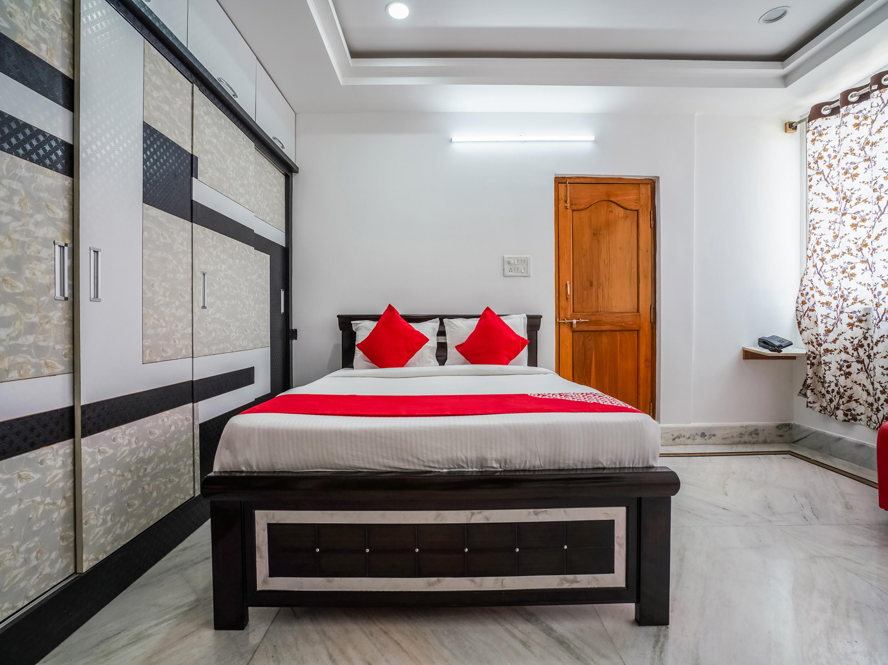 Hotel Oyo 13746 Mint Leaves 2*