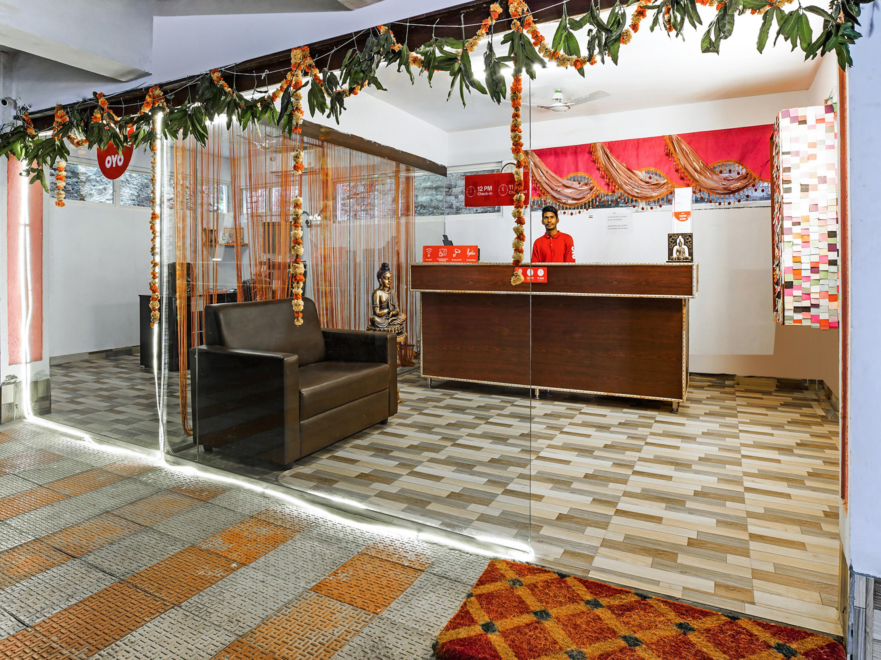 Oyo 13746 Mint Leaves Hotel Hyderabad