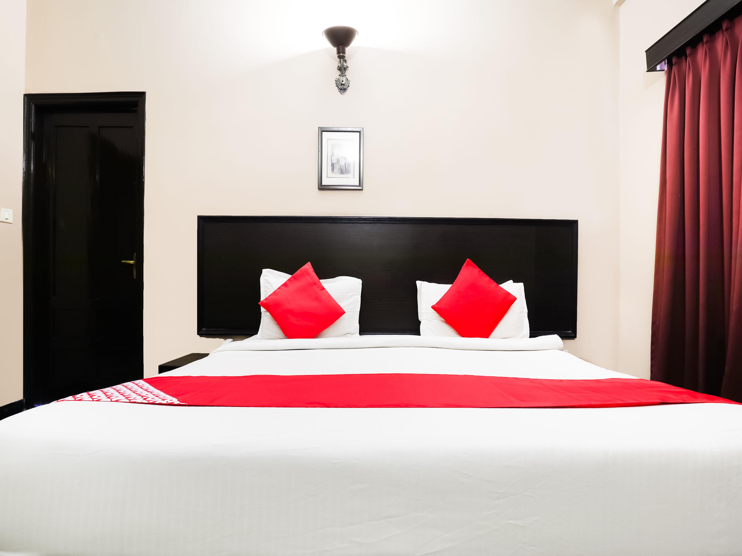 Hotel Oyo 15241 Gen X Banjara By 1589 Hyderabad