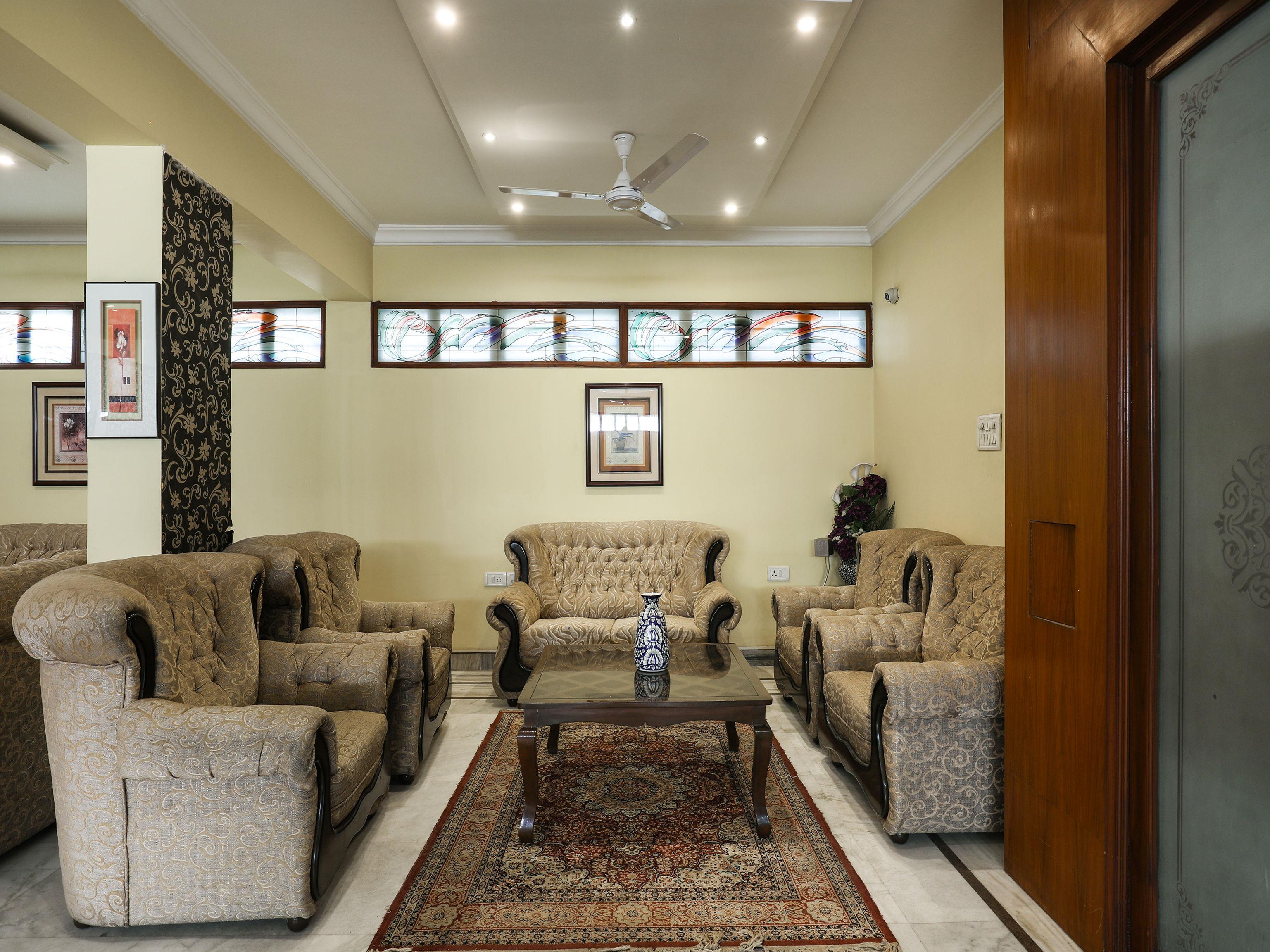 Oyo 15241 Gen X Banjara By 1589