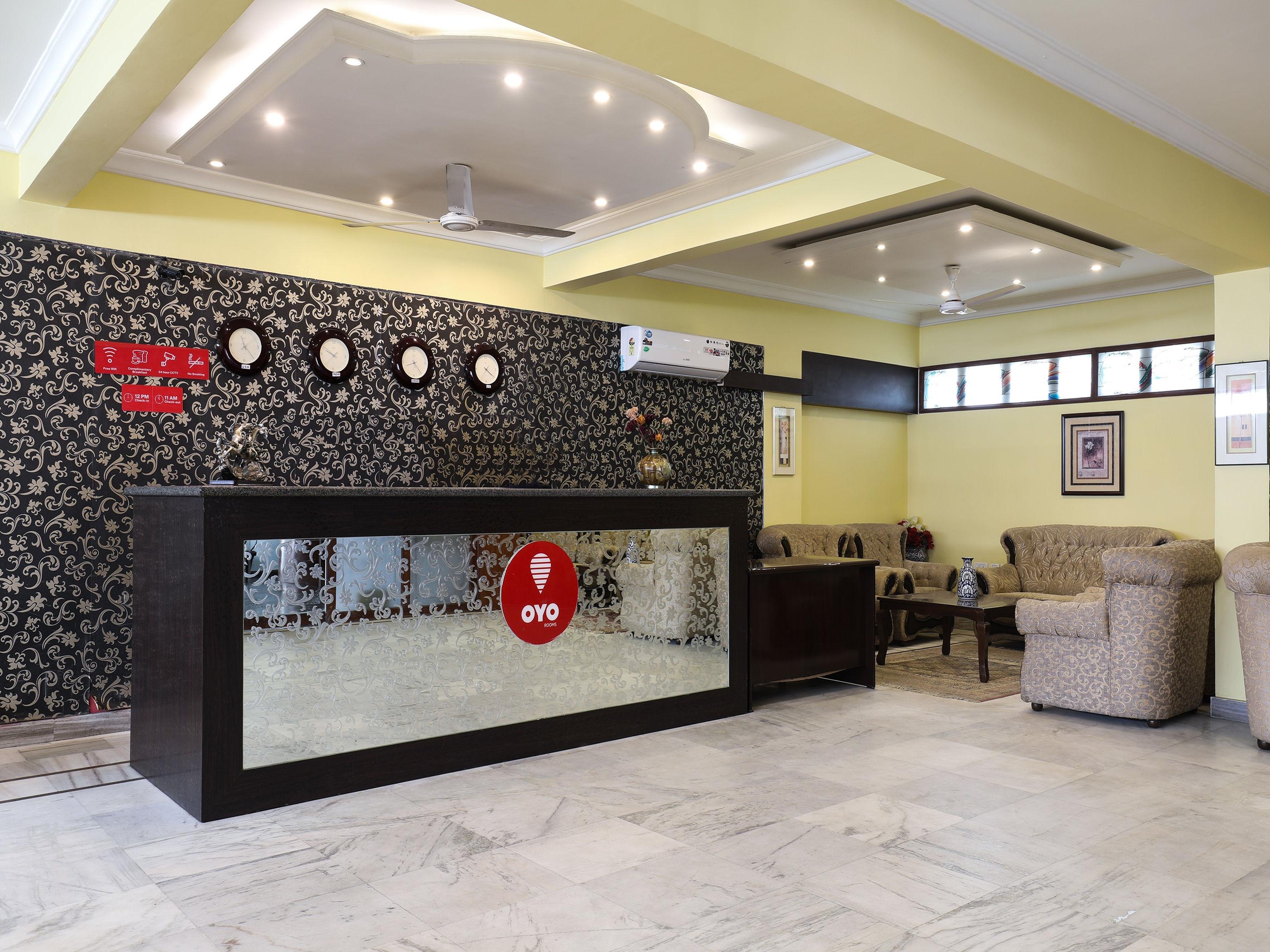 Oyo 15241 Gen X Banjara By 1589 Hotel