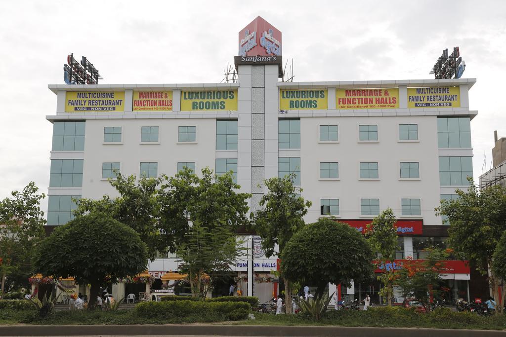 Swagath Grand Suchitra 2*