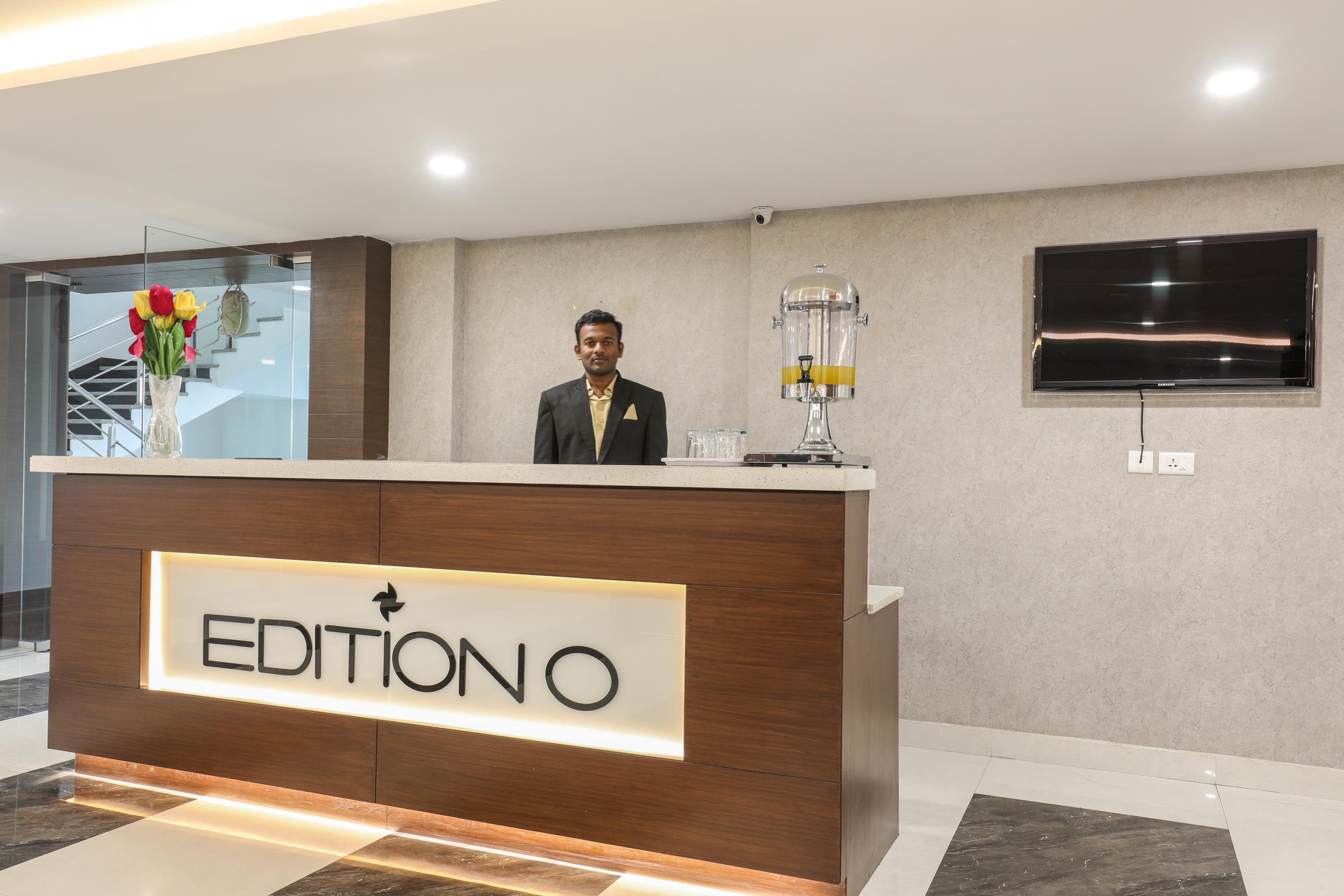 Collection O 30002 Bhel Hotel