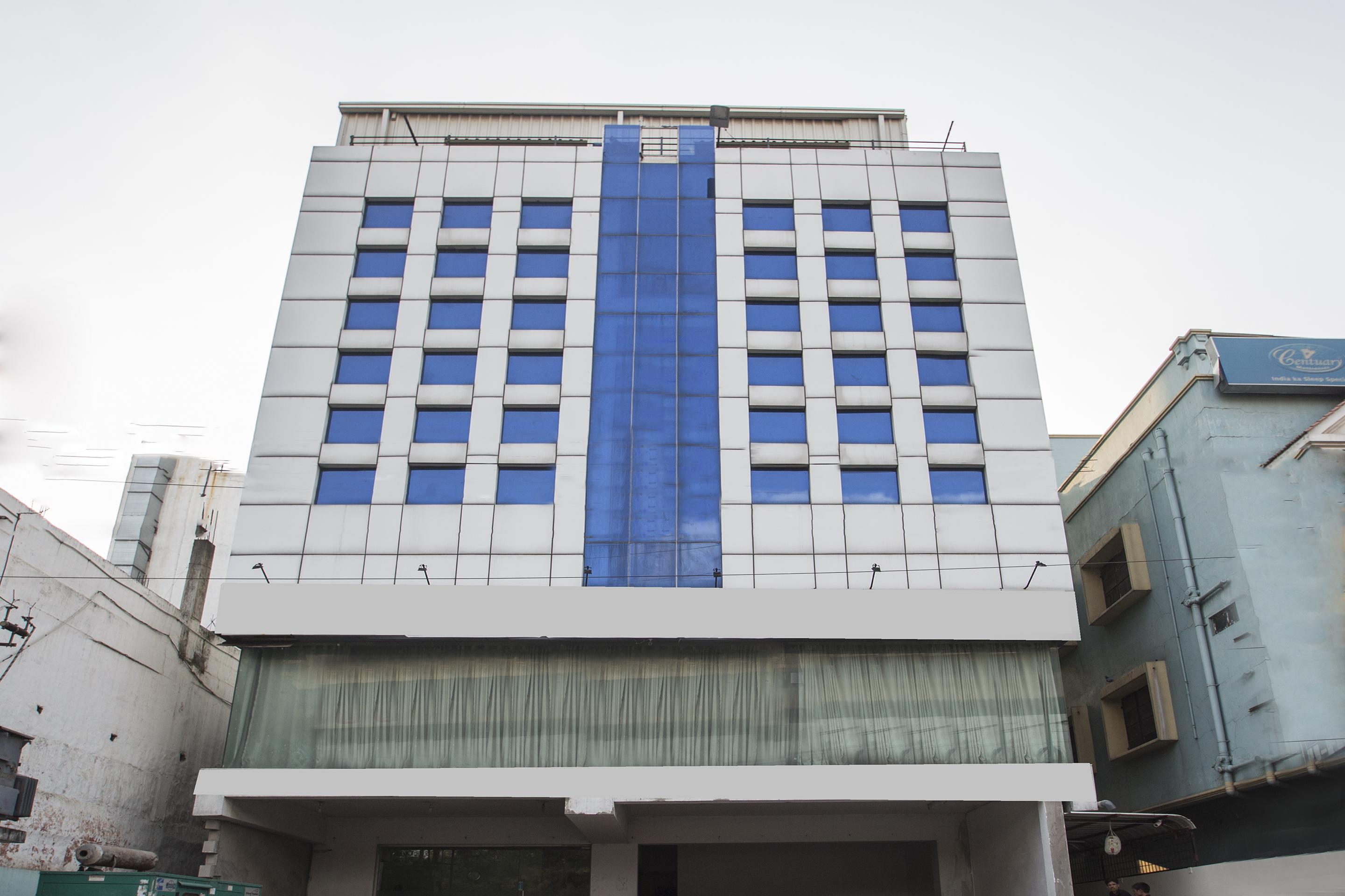 O Palak Residency Near Erragadda Metro Station Hotel 2*