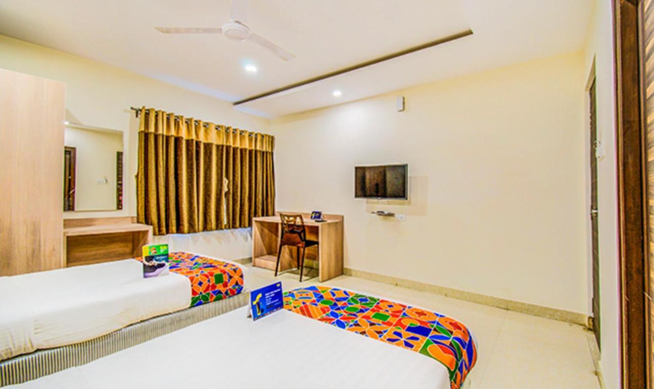 Fabhotel Pearl City - Nr Cyber Towers, Hitech City