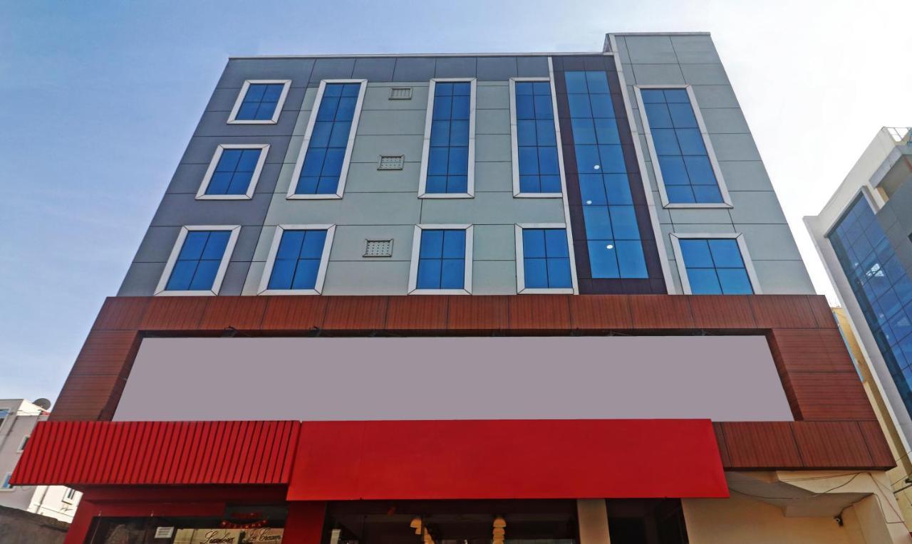 Super Collection O Kondapur Hyderabad Formerly Dunes Inn