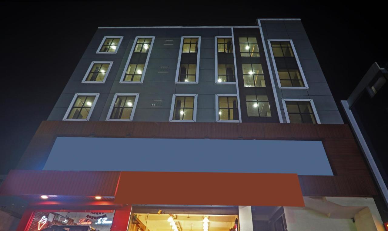 Super Collection O Kondapur Hyderabad Formerly Dunes Inn