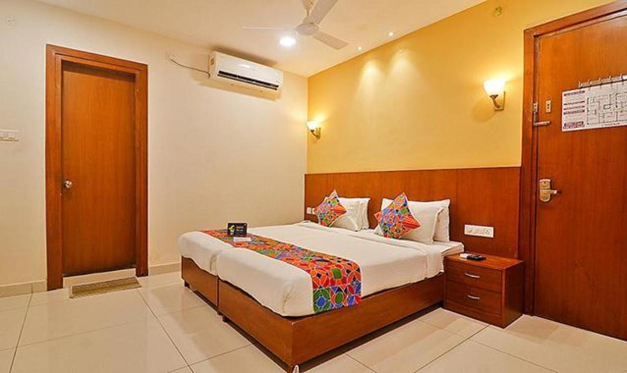 Fabhotel Eminent Suites Gachibowli Hotel
