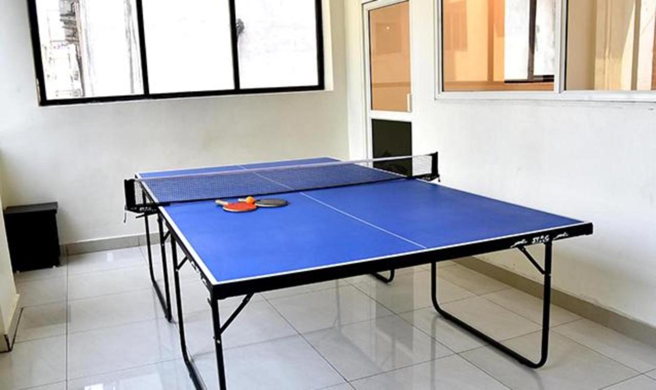 Hotel Fabhotel Eminent Suites 3*