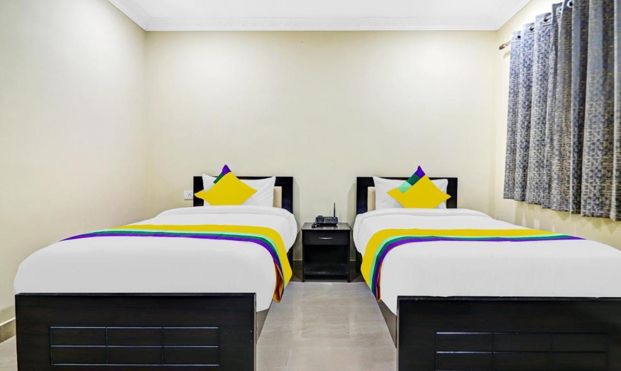 Itsy 99 Hitech Hotel 3*
